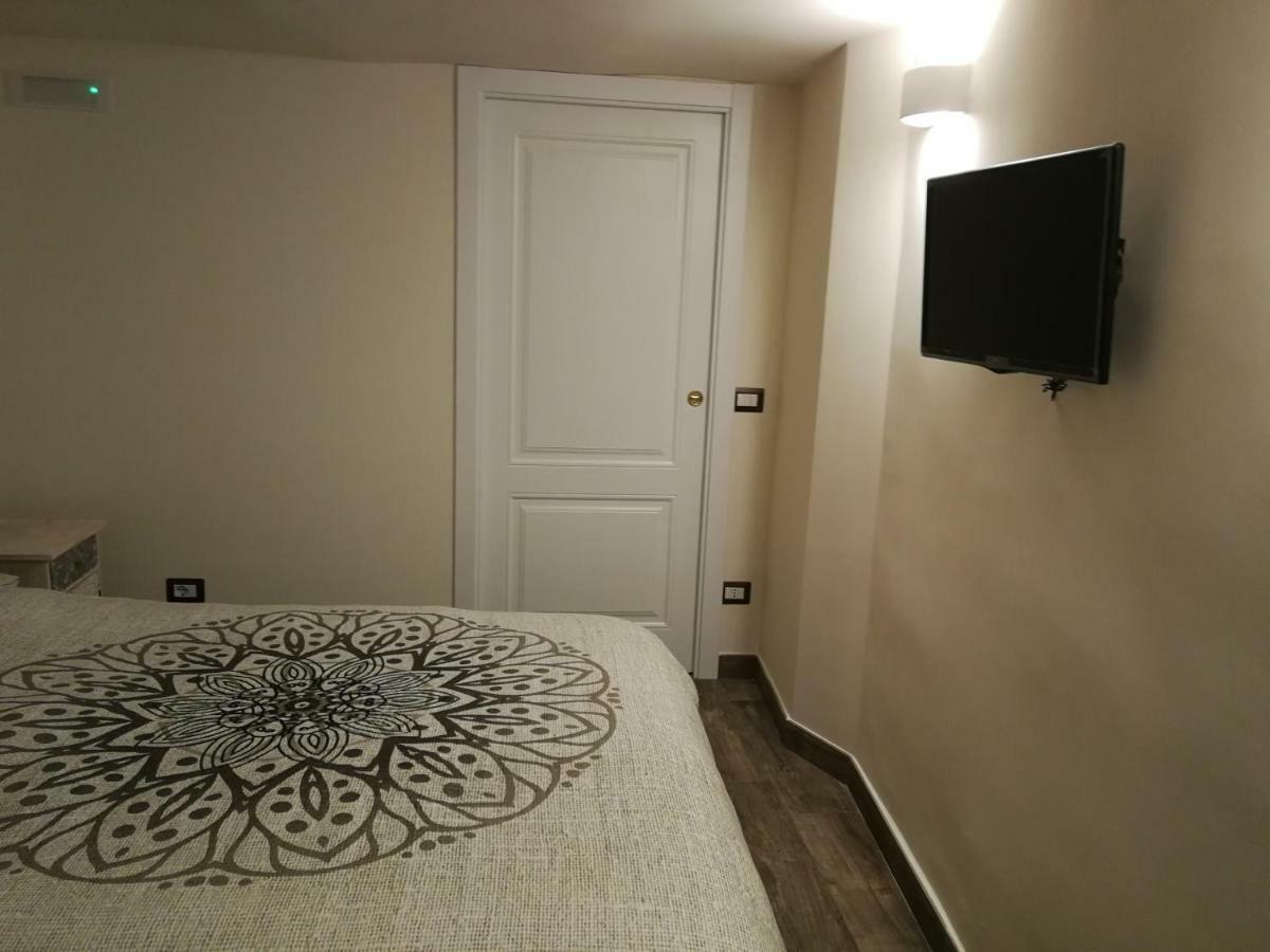 Casa di Giò - Duomo Lejlighed Napoli Eksteriør billede